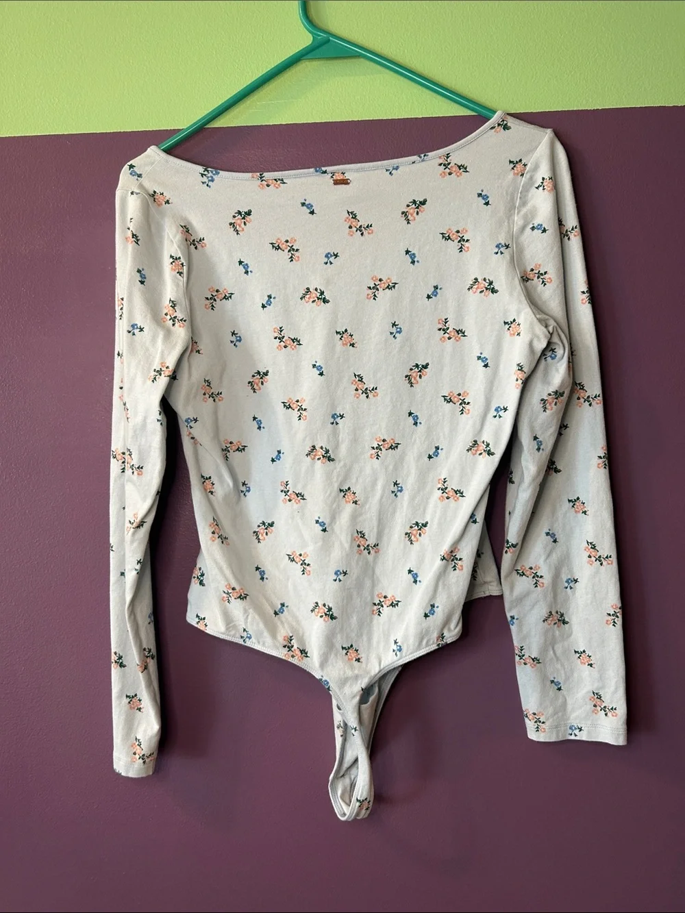 PINK Victoria's Secret Pale Blue Floral V‑Neck Long Sleeve Bodysuit